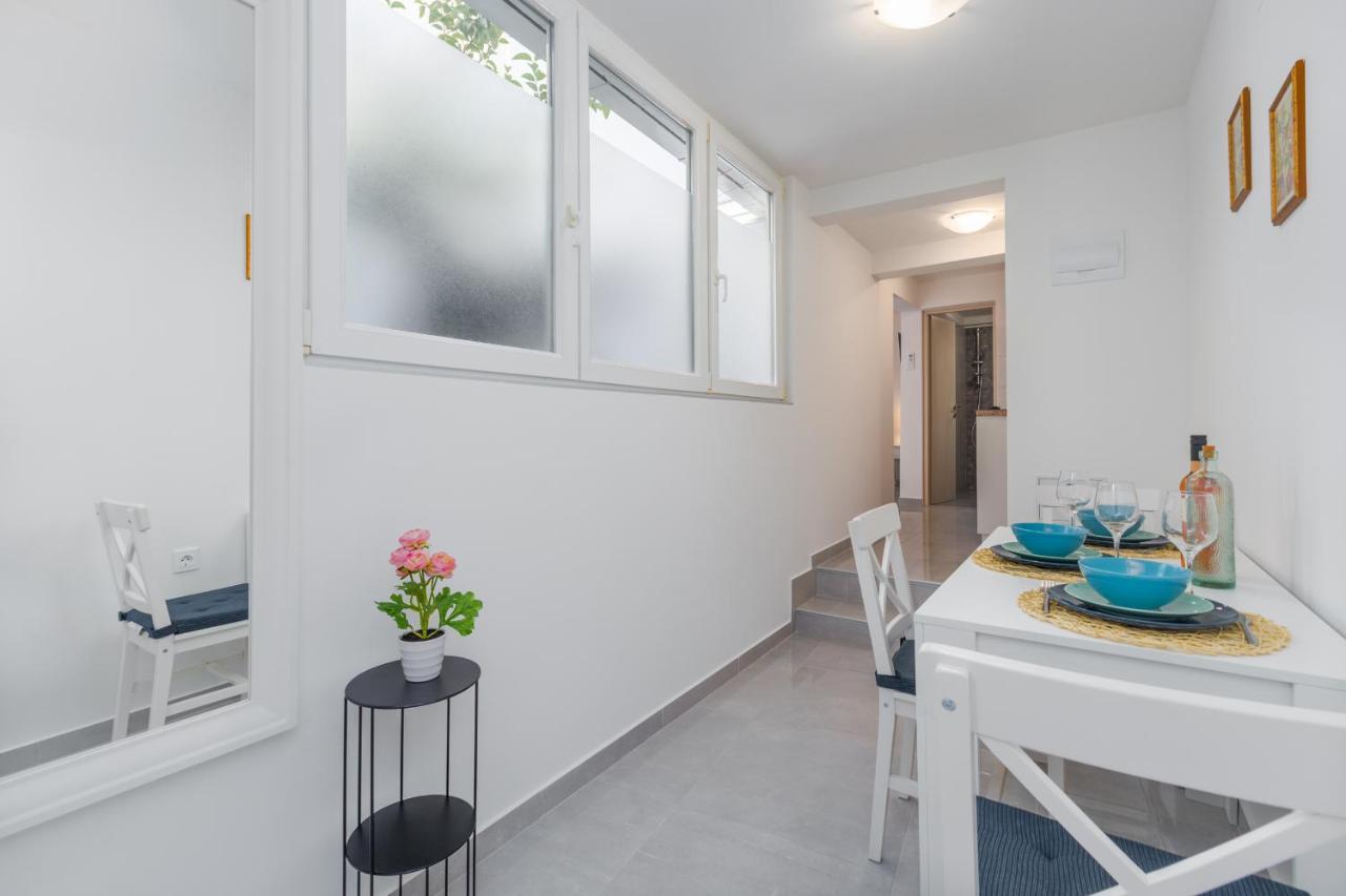 Apartment Lacea Pula Buitenkant foto